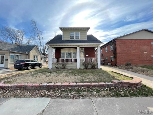 2208 Iowa Street, Granite City, IL 62040