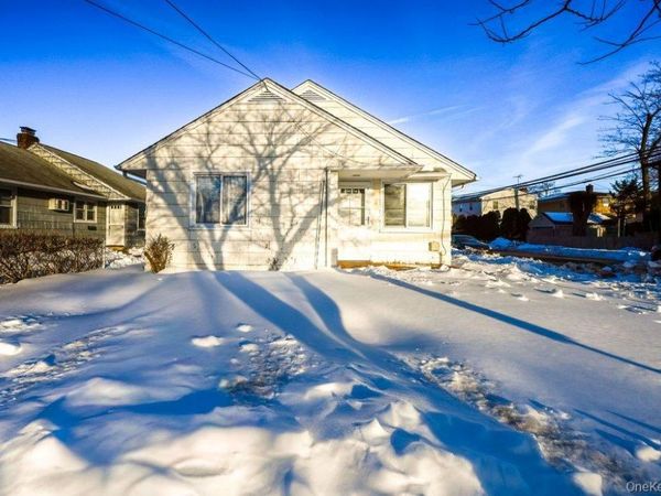 40 Firwood Road, Unit Main St, Port Washington, NY 11050