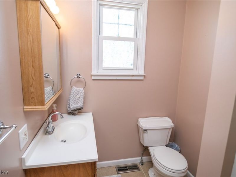 57 E 36th Street, Shadyside, OH 43947 Photo 10