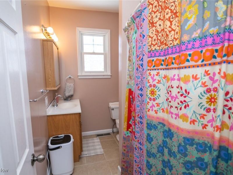 57 E 36th Street, Shadyside, OH 43947 Photo 9