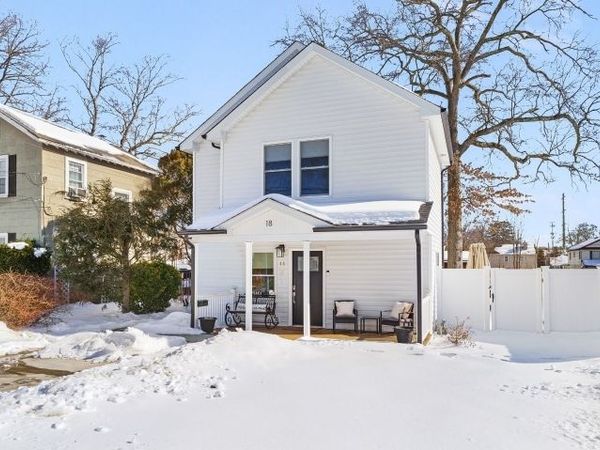 18 Mohawk Ave, Parsippany-Troy Hills, NJ 07034