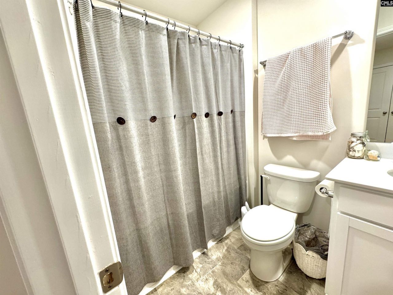 44 B Briar Forest Drive  Photo 9