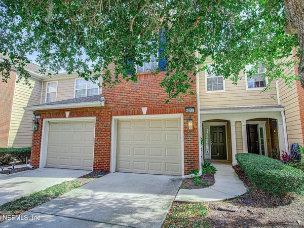 4217 CROWNWOOD Drive, Jacksonville, FL 32216