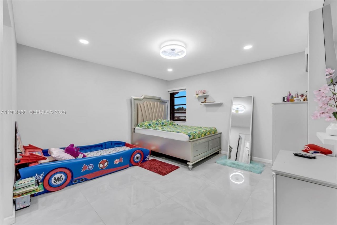 12233 SW 24th Ter, Unit 35, Miami, FL 33175 Photo