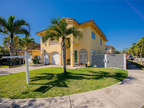 1046 NE 17th Ter, Homestead, FL 33033