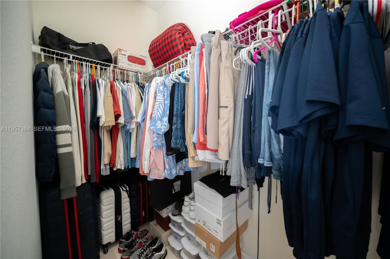 1046 NE 17th Ter, Homestead, FL 33033 Photo