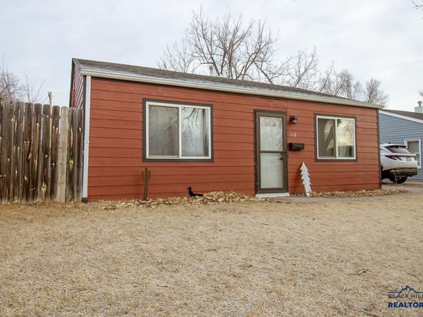 112 E ST ANNE, Rapid City, SD 57701