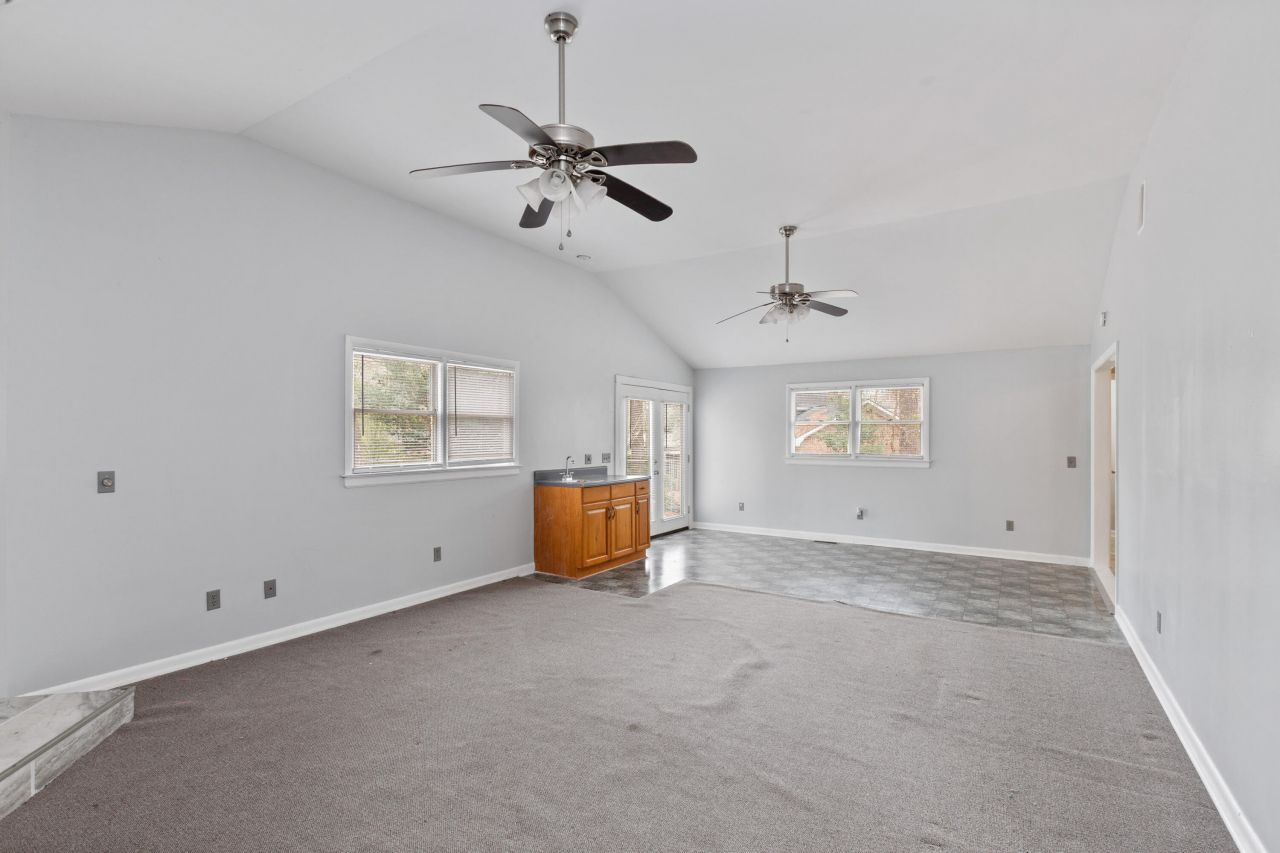 112 Dogwood Circle Photo 17