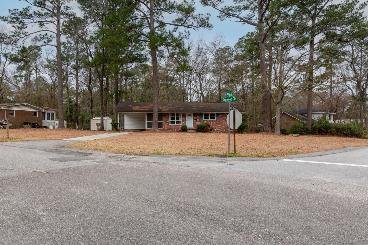 112 Dogwood Circle Photo 5