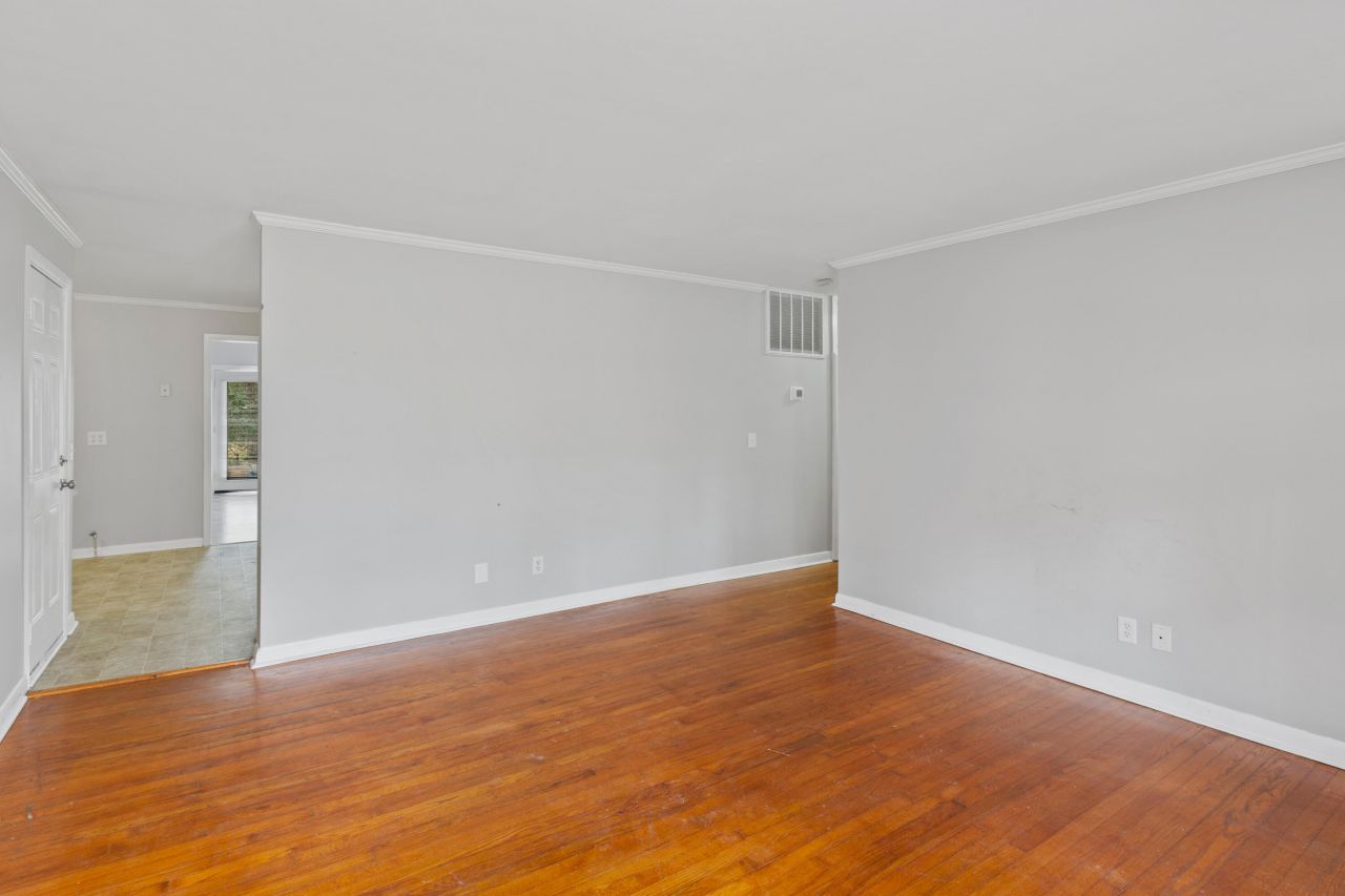 112 Dogwood Circle Photo 7