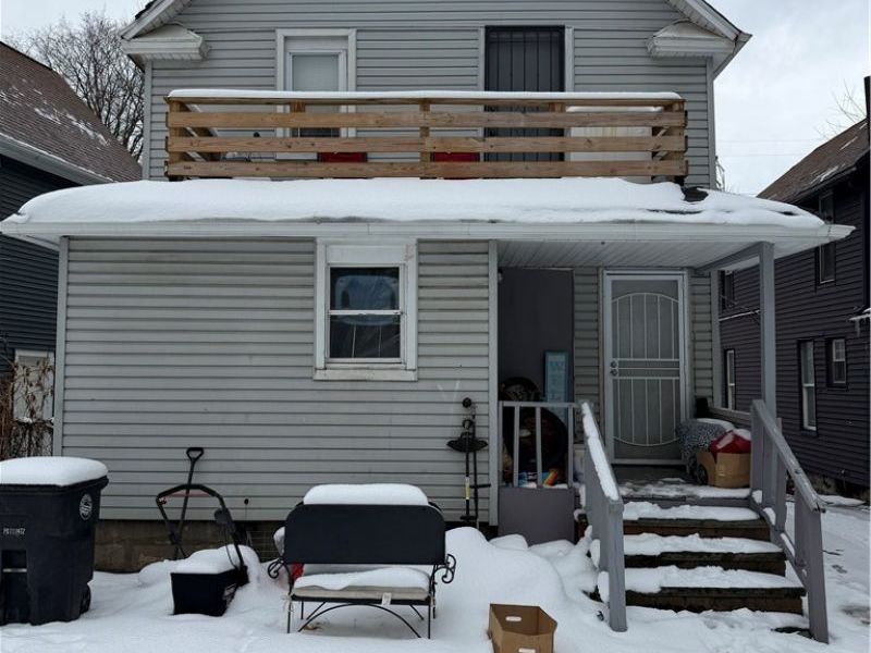 3841 W 39th Street, Cleveland, OH 44109 Photo 3