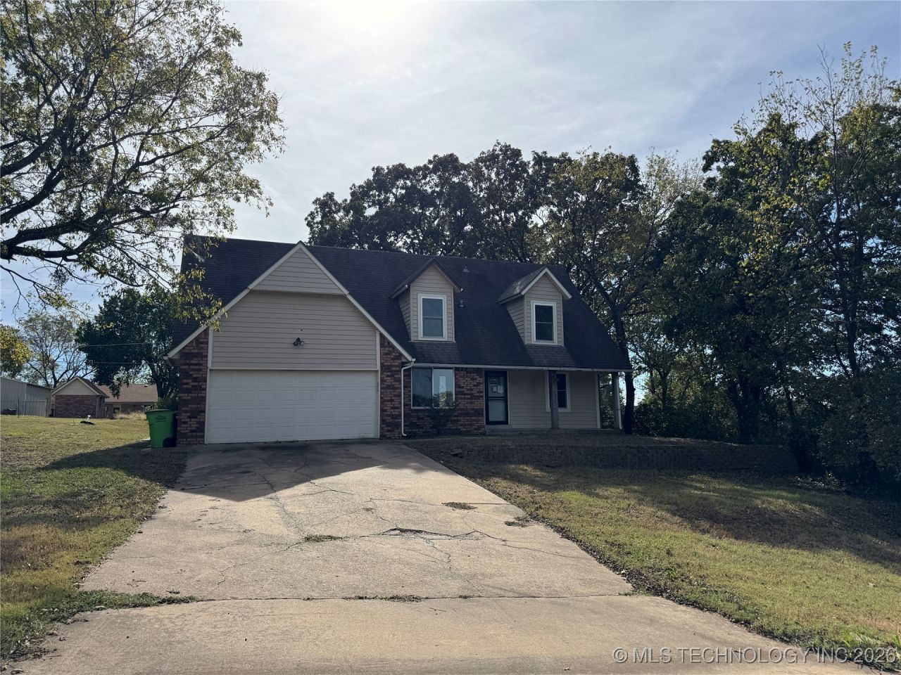 516 W 11th Avenue, Bristow, OK 74010 Main Photo