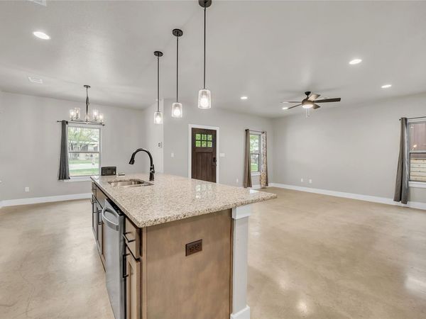 246 Western Ave, Bertram, TX 78605