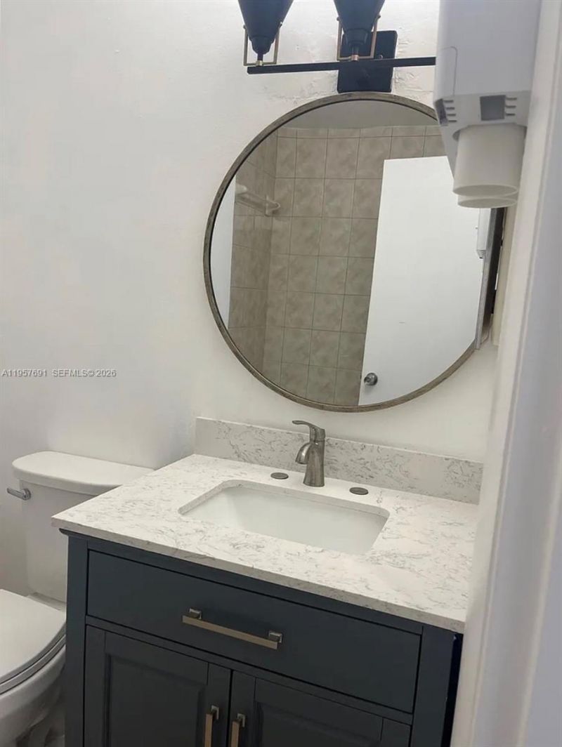 975 N Franklin Ave , Unit 975E, Homestead, FL 33034 Photo