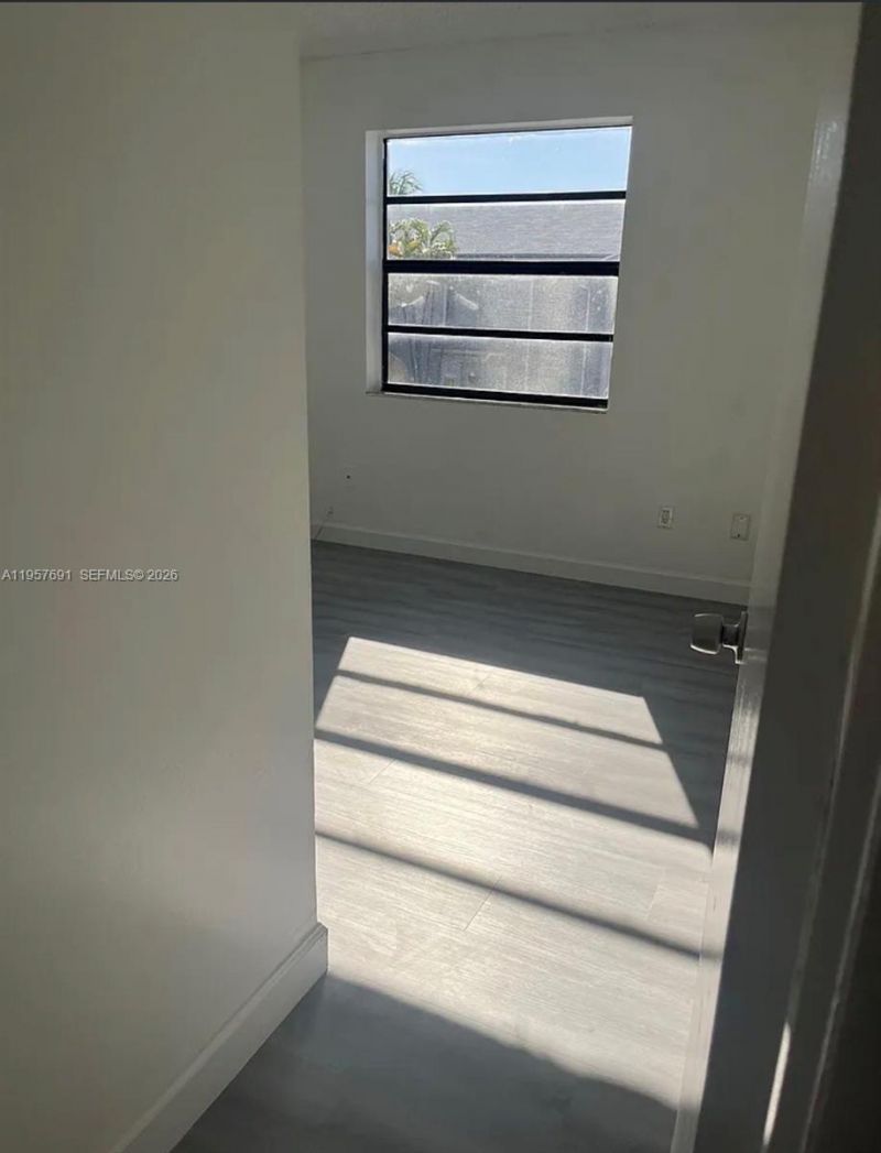 975 N Franklin Ave , Unit 975E, Homestead, FL 33034 Photo