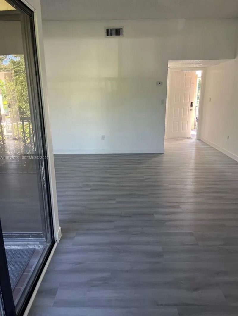 975 N Franklin Ave , Unit 975E, Homestead, FL 33034 Photo