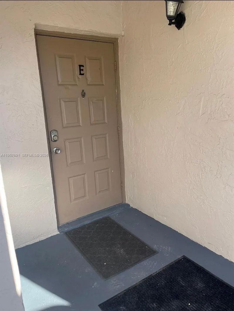 975 N Franklin Ave , Unit 975E, Homestead, FL 33034 Photo