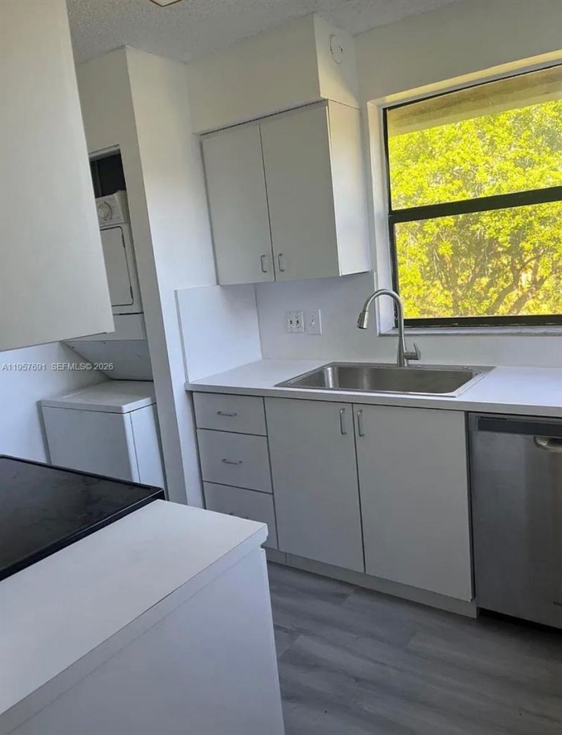 975 N Franklin Ave , Unit 975E, Homestead, FL 33034 Photo