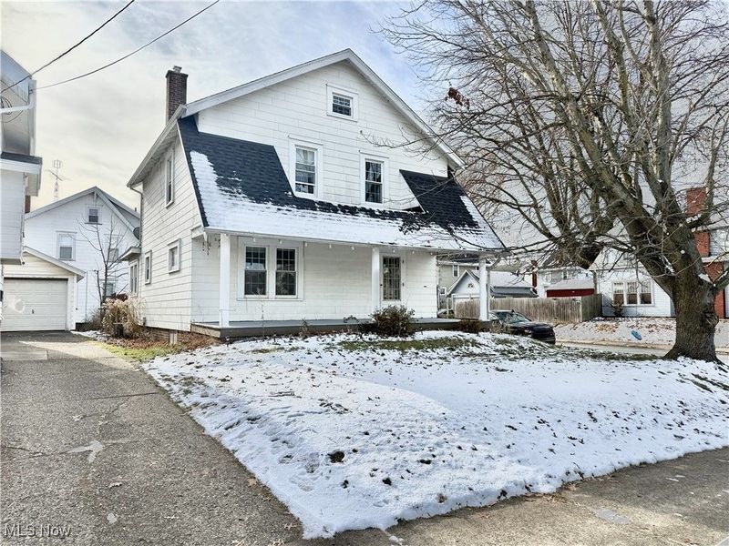 900 Roslyn Avenue SW, Canton, OH 44710 Photo 2