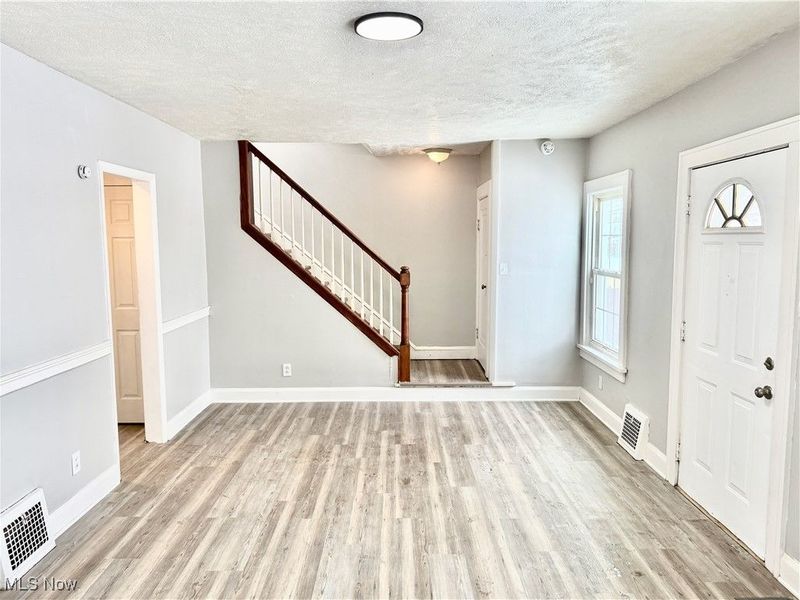 900 Roslyn Avenue SW, Canton, OH 44710 Photo 8