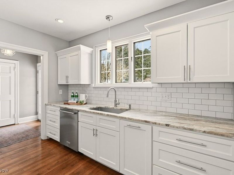 1153 Sunset View Drive, Akron, OH 44313 Photo 24