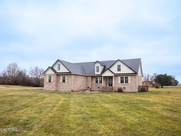 134 Julia Lane, Speedwell, TN 37870
