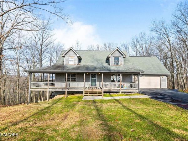 200 Brady Lane, Oneida, TN 37841