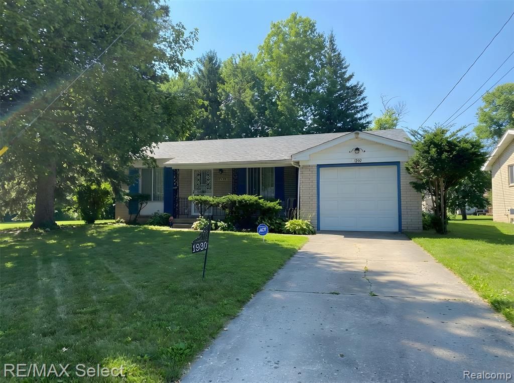 1930 Owen Street, Flint, MI 48503 Main Photo