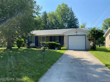 1930 Owen Street, Flint, MI 48503