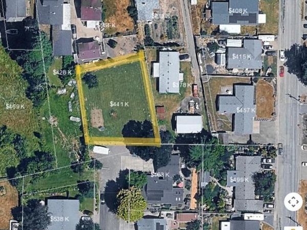 S 2nd St, Carlton, OR 97111