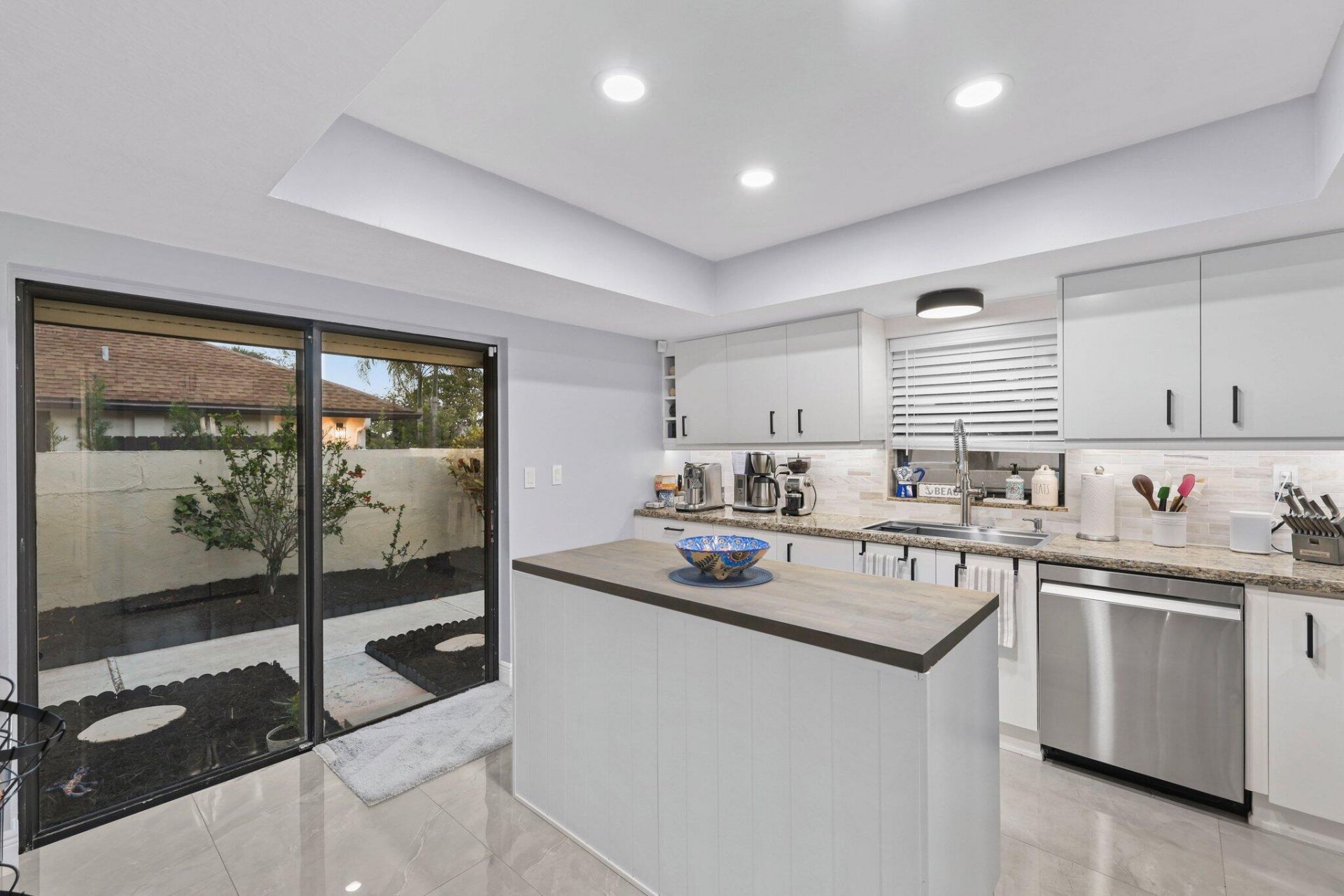 400 SW 28th Avenue, Delray Beach, FL 33445 Photo