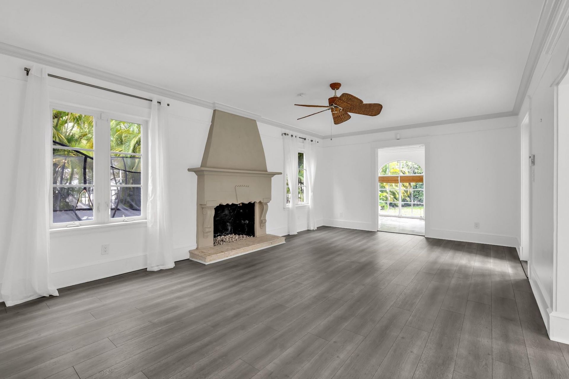 5960 N Bayshore Drive, Miami, FL 33137 Photo