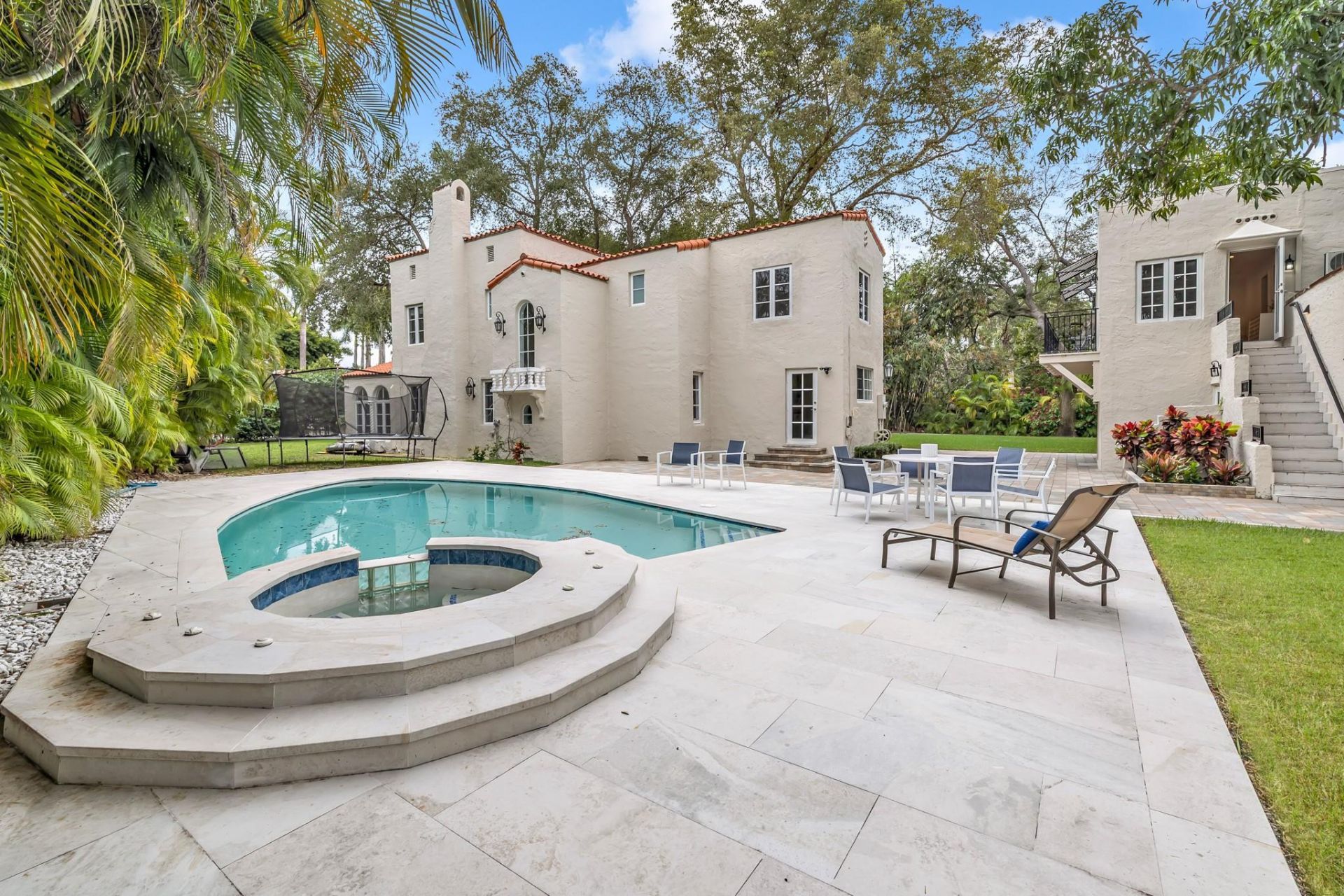 5960 N Bayshore Drive, Miami, FL 33137 Photo