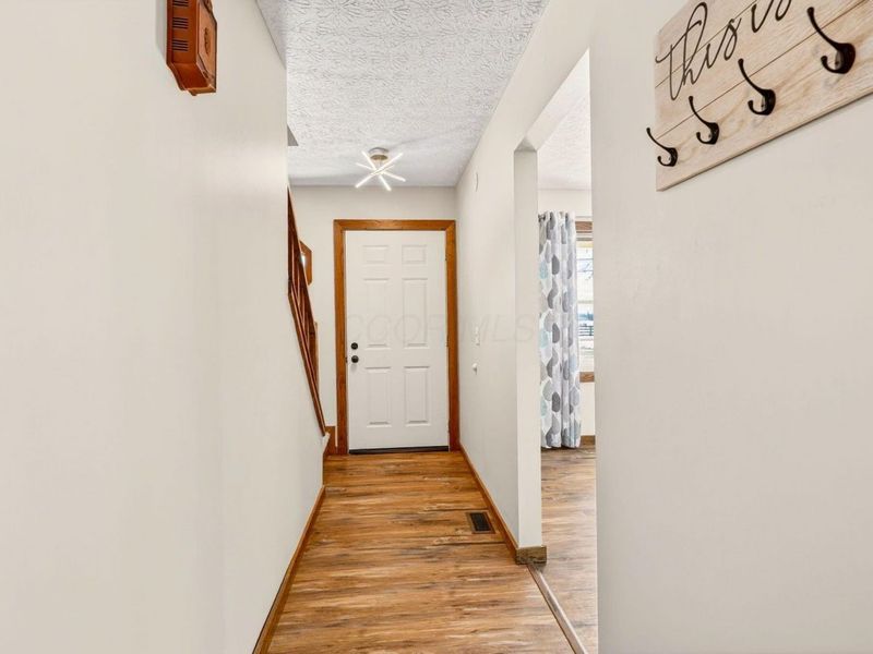 9724 Palmer Road NW, Pataskala, OH 43062 Photo 8