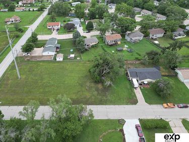 2616 Rose Lane Road, Bellevue, NE 68147