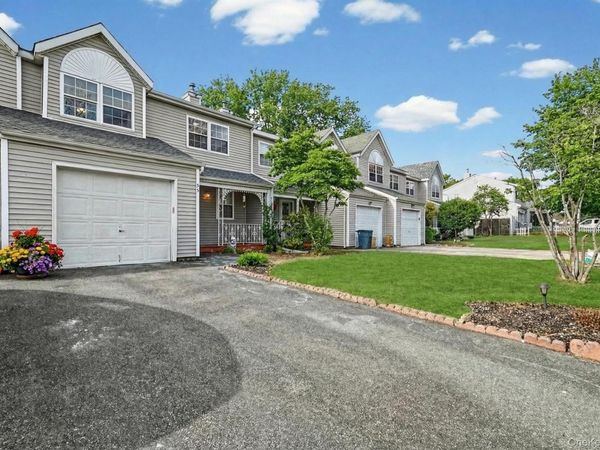 55 Cherry Street, Central Islip, NY 11722