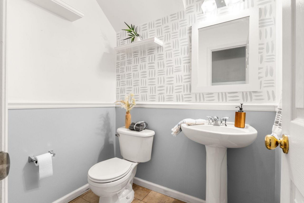 129 Towering Pine Drive Photo 14