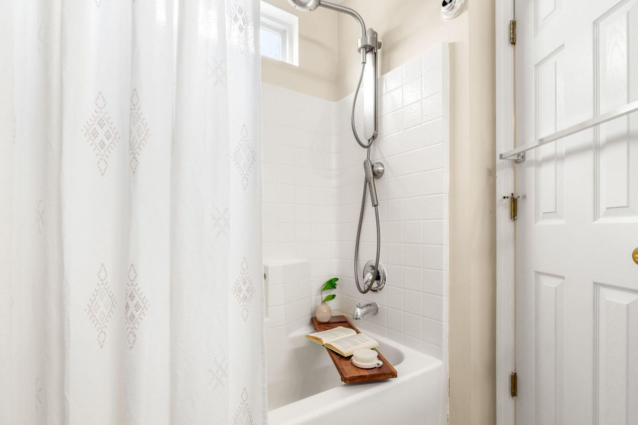 129 Towering Pine Drive Photo 25