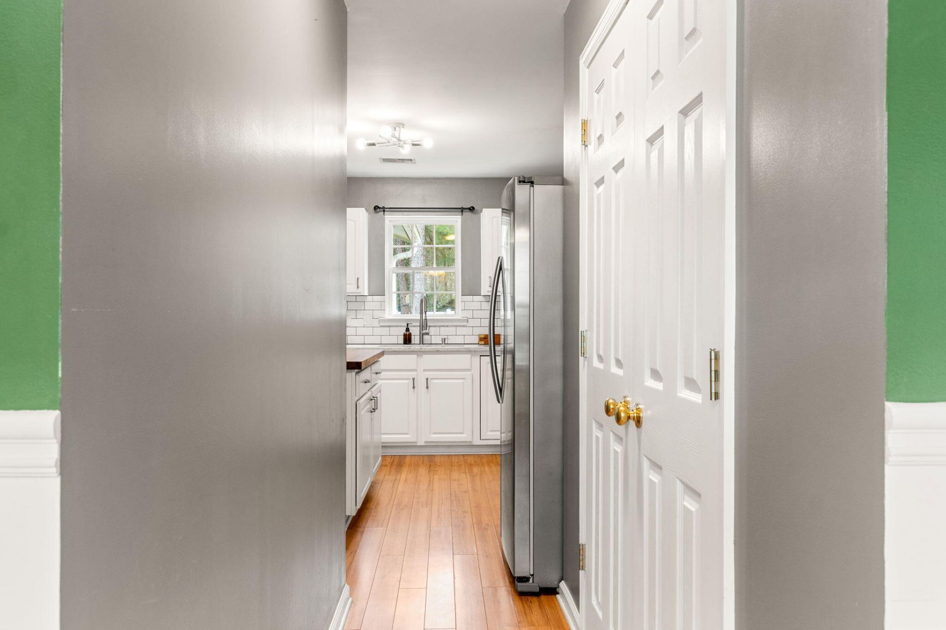 129 Towering Pine Drive Photo 6