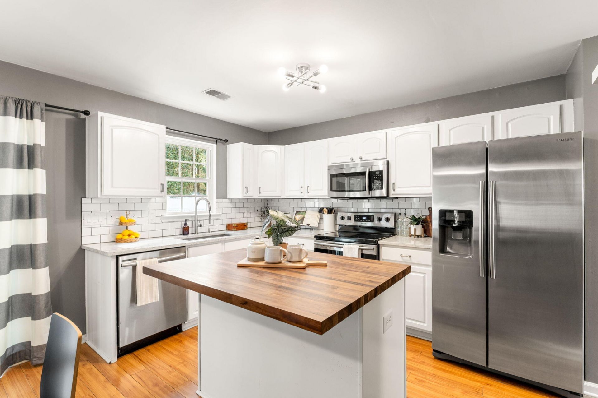 129 Towering Pine Drive Photo 7