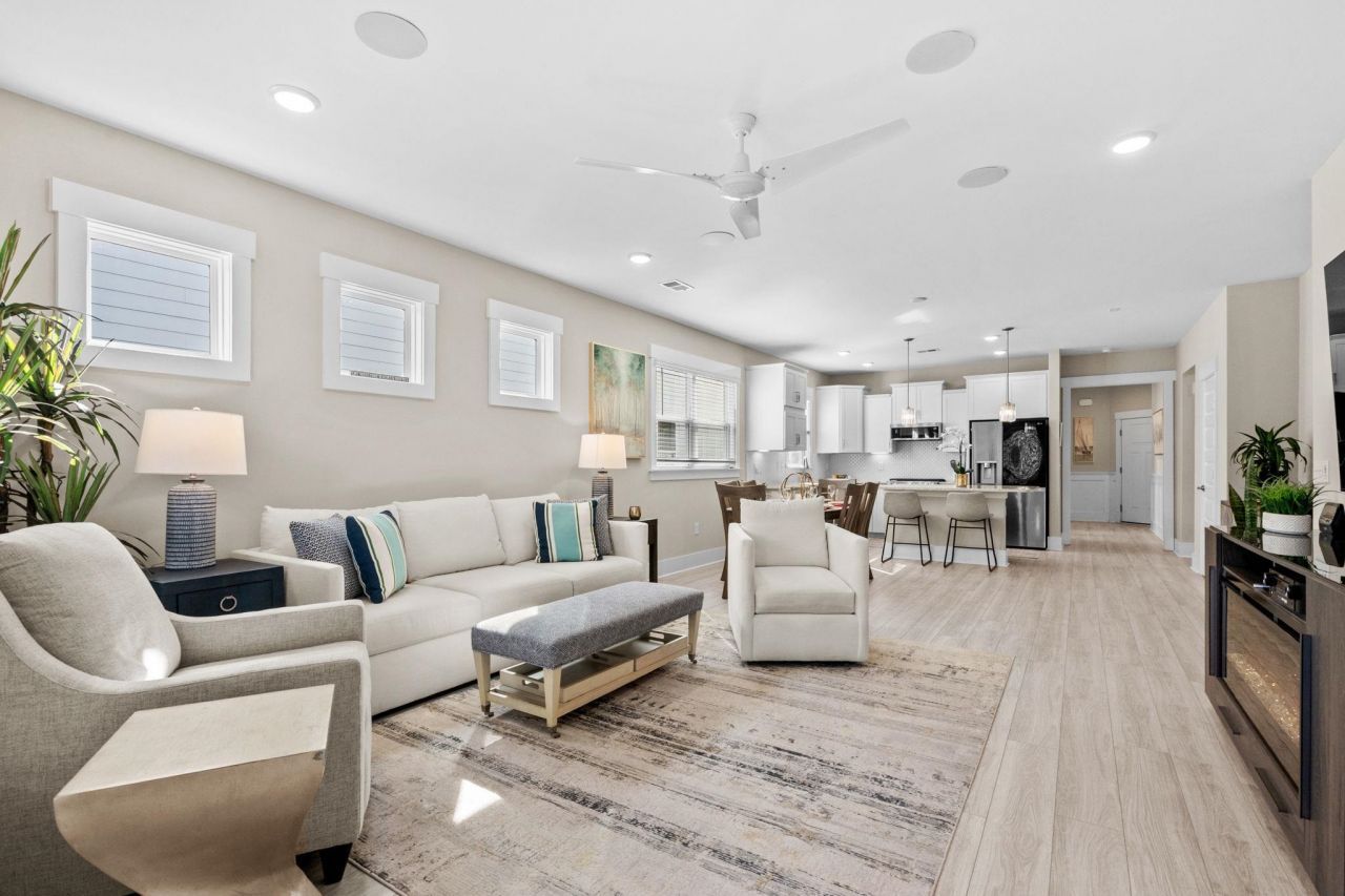 1026 Eugenio St. Photo 11