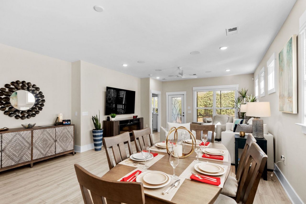 1026 Eugenio St. Photo 13