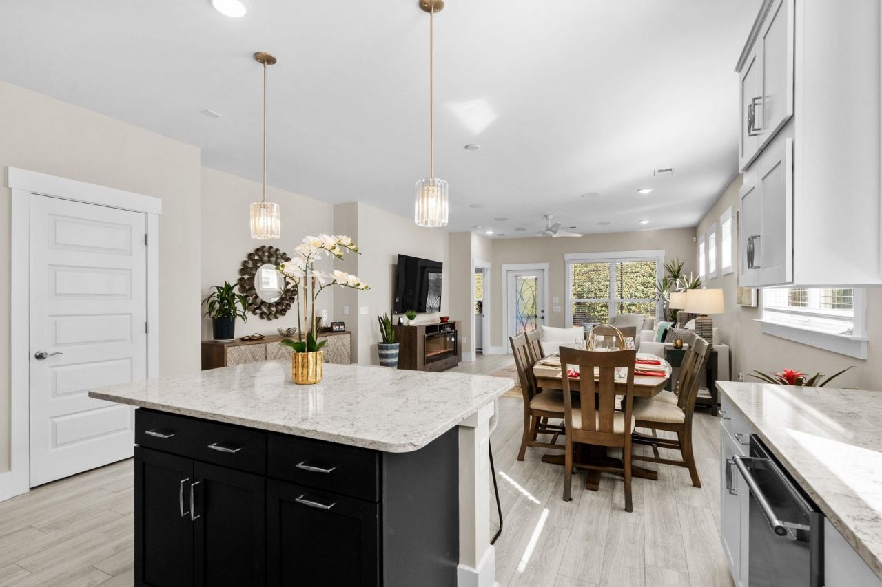 1026 Eugenio St. Photo 21