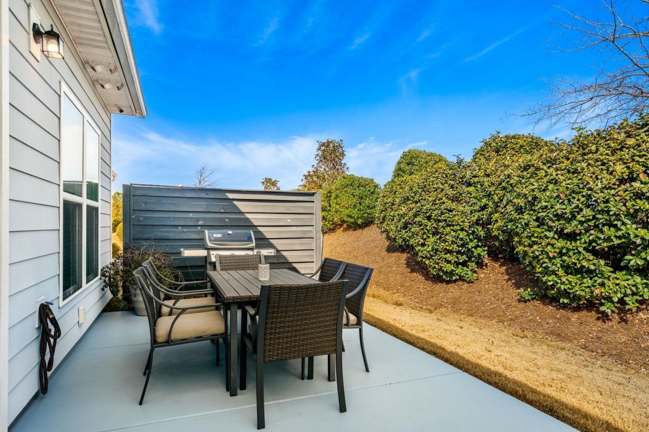 1026 Eugenio St. Photo 25