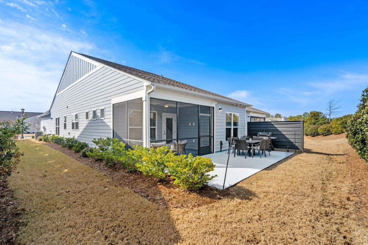 1026 Eugenio St. Photo 27