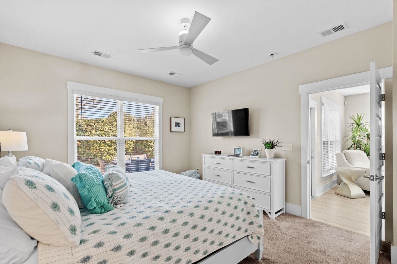 1026 Eugenio St. Photo 29