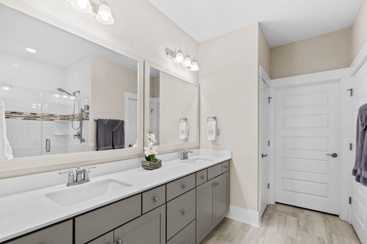 1026 Eugenio St. Photo 31