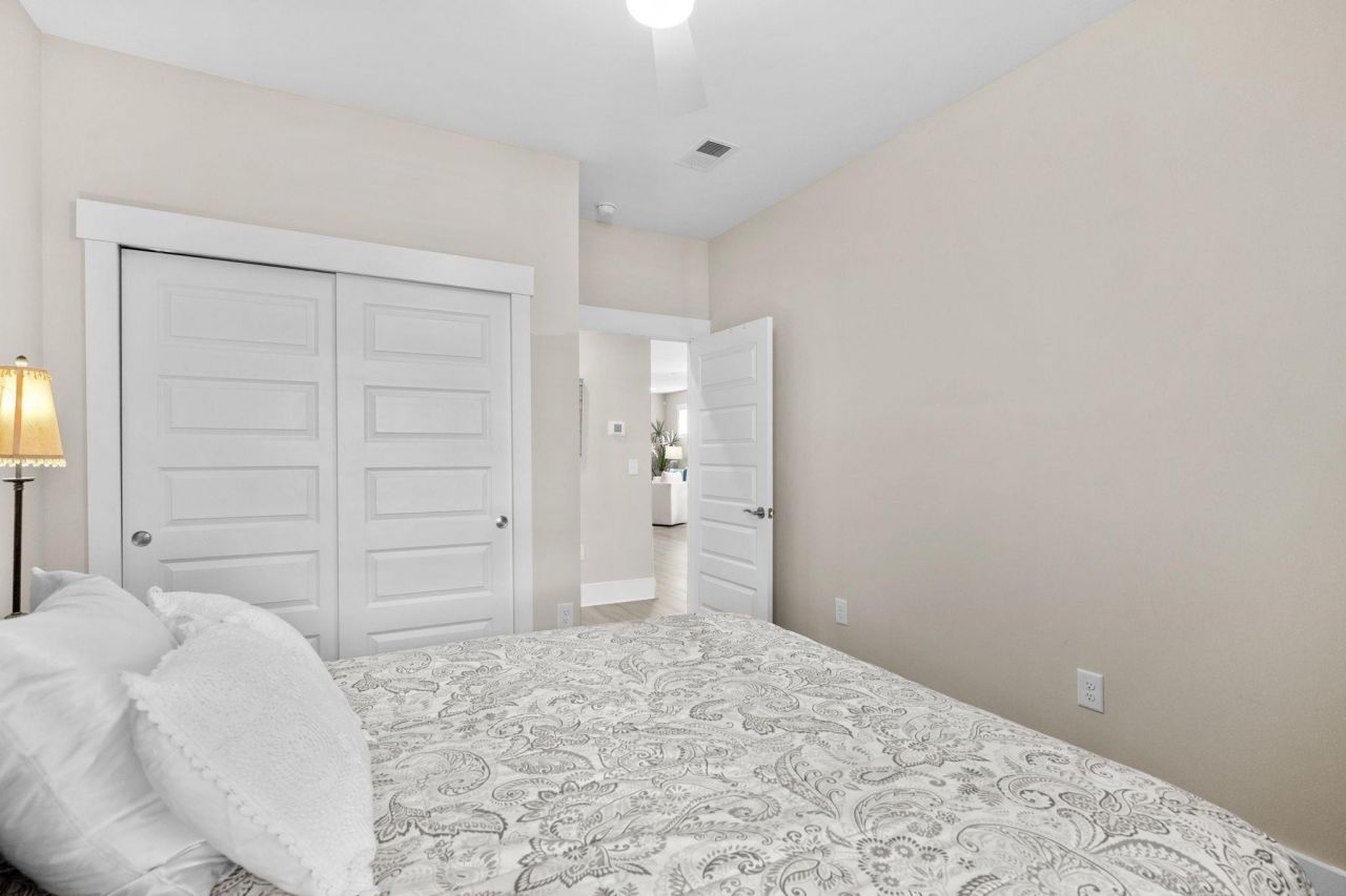 1026 Eugenio St. Photo 35