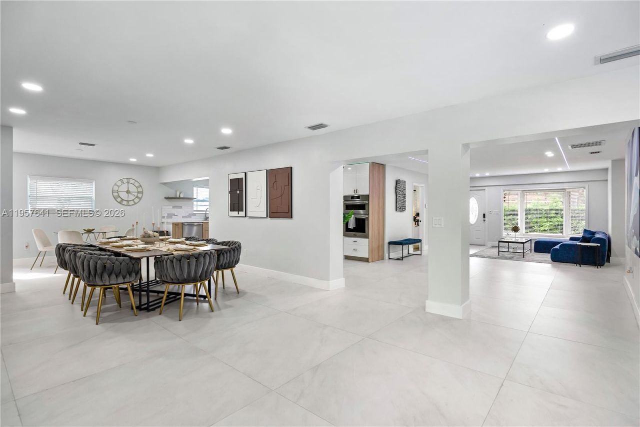 2532 SE 13th St, Pompano Beach, FL 33062 Photo