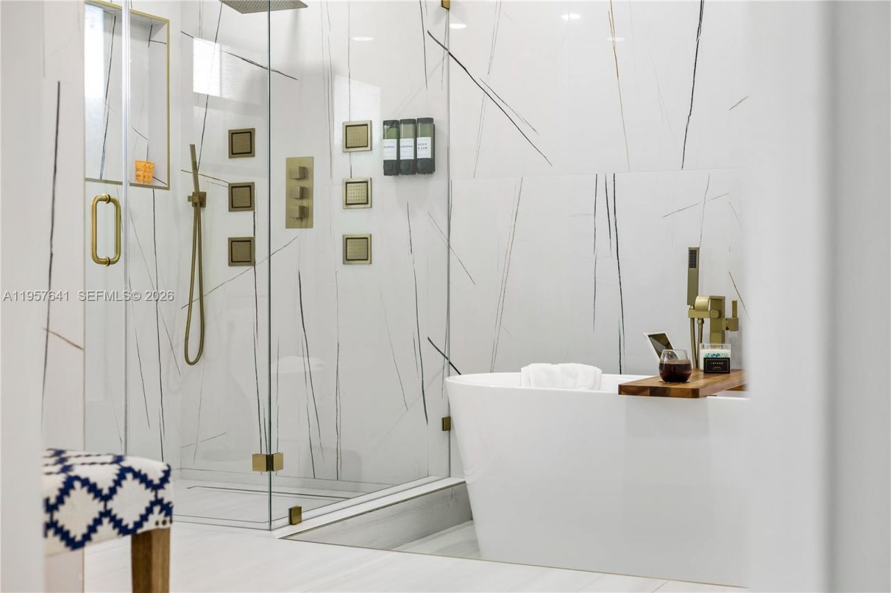 2532 SE 13th St, Pompano Beach, FL 33062 Photo